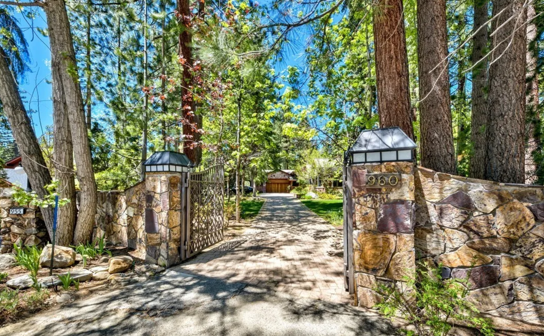 Lake Tahoe Home Spotlight – 960 4th Green Drive, Incline Village